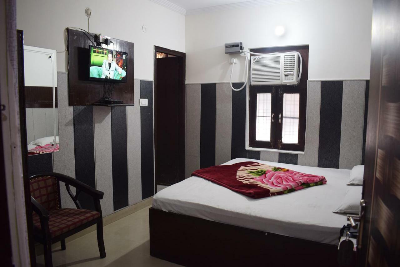 Hotel Thakur Ji Haridwār Exterior foto
